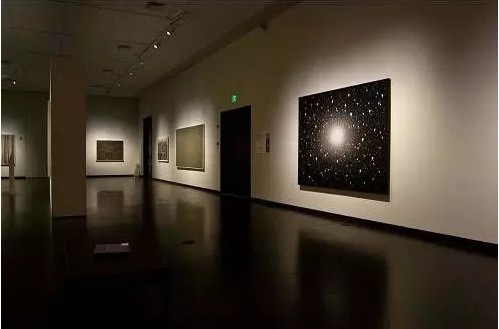 燈光在展廳設(shè)計中如何運用的？></a>
					</div>
					<div   id=